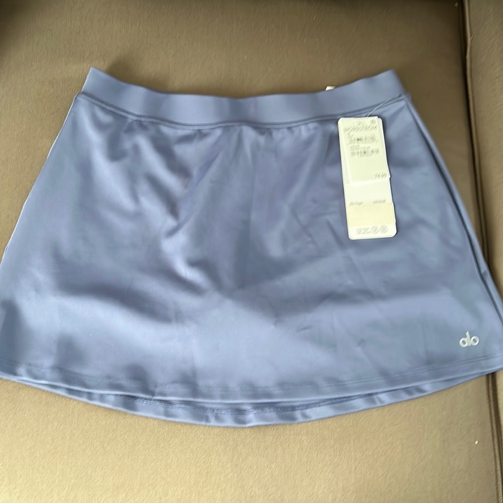 Alo mini skirt built in shorts